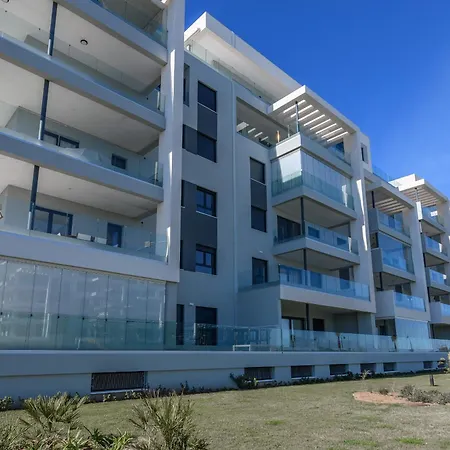 Camaleones By H- Playa De Haraganes Hlch3103 Isla Canela