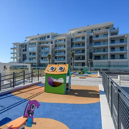 Camaleones By H- Playa De Haraganes Hlch3103 Isla Canela