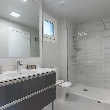 Camaleones By H- Playa De Haraganes Hlch3103 * Исла-Канела